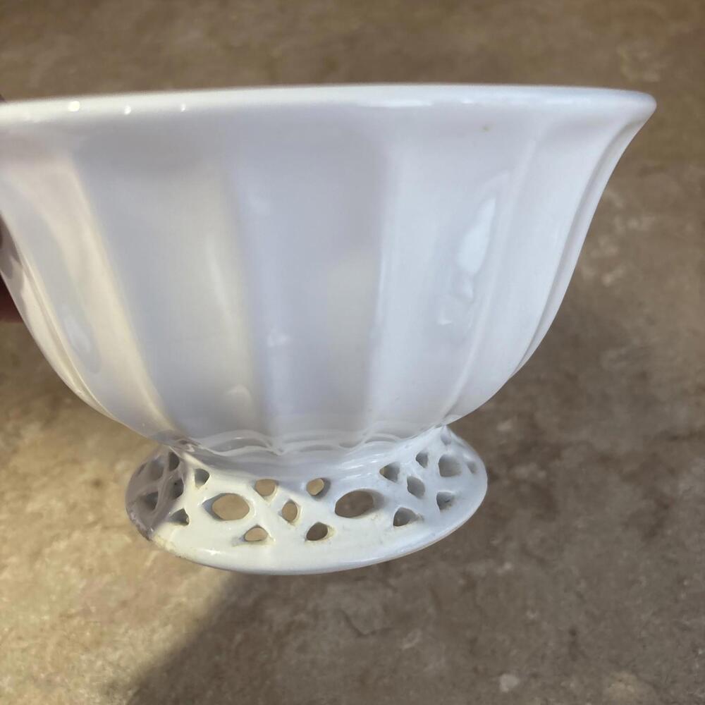 Vintage Bombay Company White Bowl - 6.5 inches - Picture 3 of 6